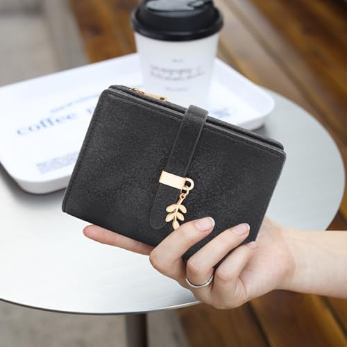 HNOOM Damen Geldbörse klein aus PU Leder mit RFID Blockierung – großer Komfort für unterwegs, 19 Kartenfächer, Reißversc